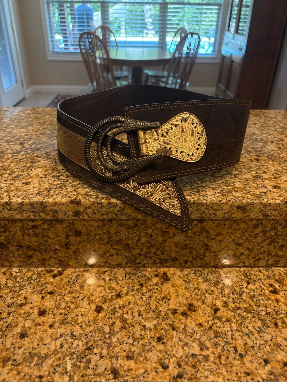 Chico’s Brown Wide Leather Hook Belt M Stretchy